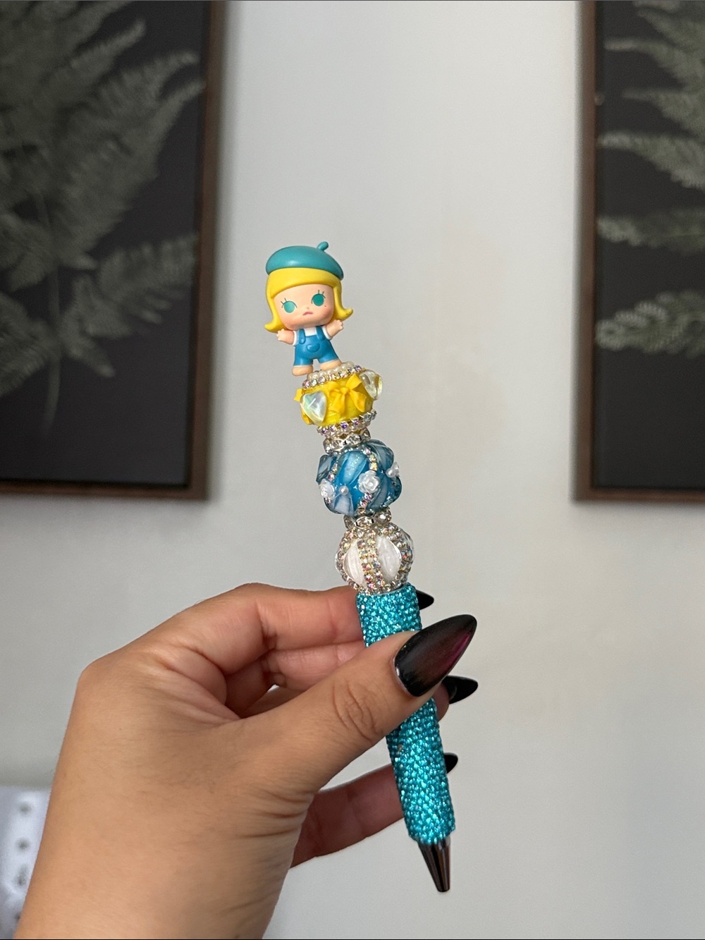 Molly Pop Bean Hugging Series Beaded Pen